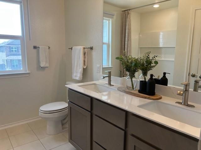 270 Kat Garnet DR, Kyle, TX 78640