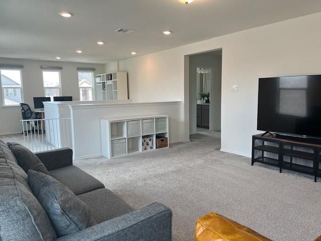 270 Kat Garnet DR, Kyle, TX 78640