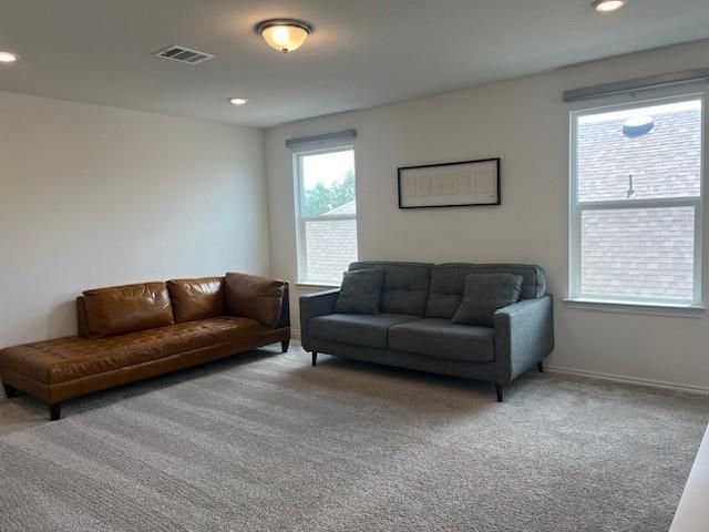 270 Kat Garnet DR, Kyle, TX 78640