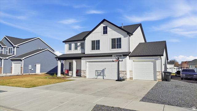 531 E 600 S, Hyrum, UT 84319