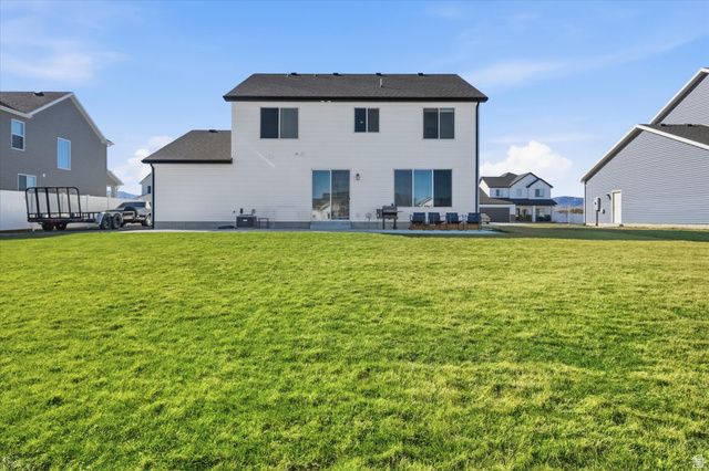 531 E 600 S, Hyrum, UT 84319