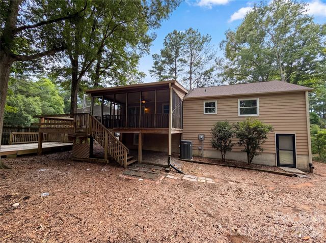 7827 Mallen Drive, Charlotte, NC 28212