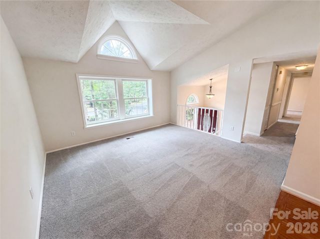 7827 Mallen Drive, Charlotte, NC 28212