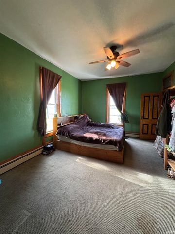 721 E 100 S, Huntington, IN 46750