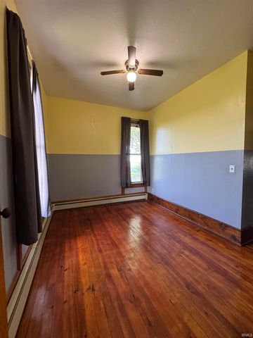721 E 100 S, Huntington, IN 46750