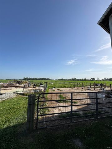721 E 100 S, Huntington, IN 46750