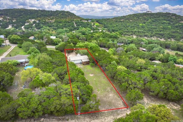 565 Qappuella Dr, Canyon Lake, TX 78133