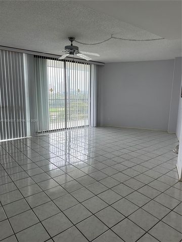 20500 W Country Club Dr 715, Aventura, FL 33180