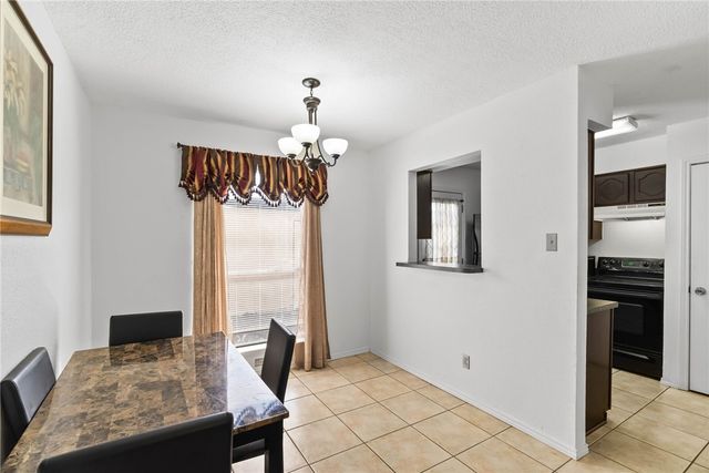 6702 Everhart H102, Corpus Christi, TX 78413