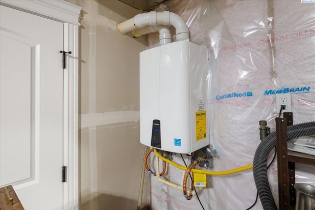 739 S Idaho Pl, Kennewick, WA 99336