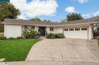 1422 Novato Ct, Walnut Creek, CA 94597