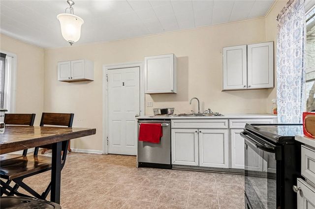 167 Pulteney Street, Geneva City, NY 14456