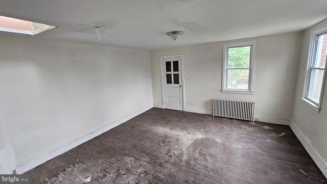 5511 N 2ND ST, Philadelphia, PA 19120