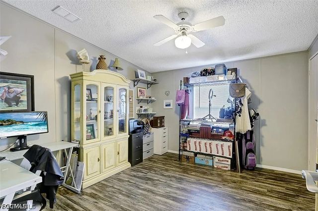 2023 Gish LN, North Fort Myers, FL 33917