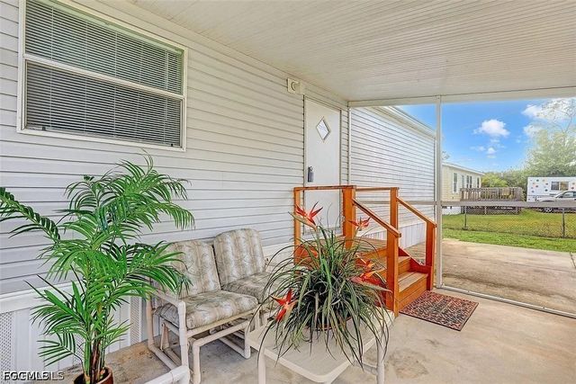 2023 Gish LN, North Fort Myers, FL 33917