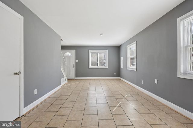 5824 FIFER DR, Alexandria, VA 22303