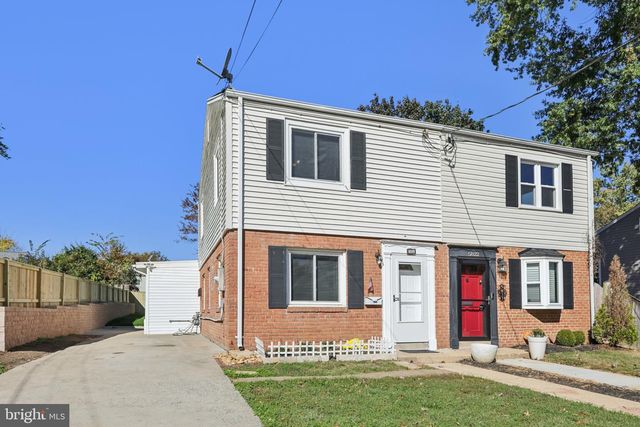 5824 FIFER DR, Alexandria, VA 22303