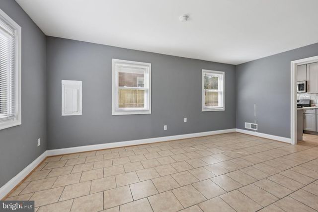 5824 FIFER DR, Alexandria, VA 22303