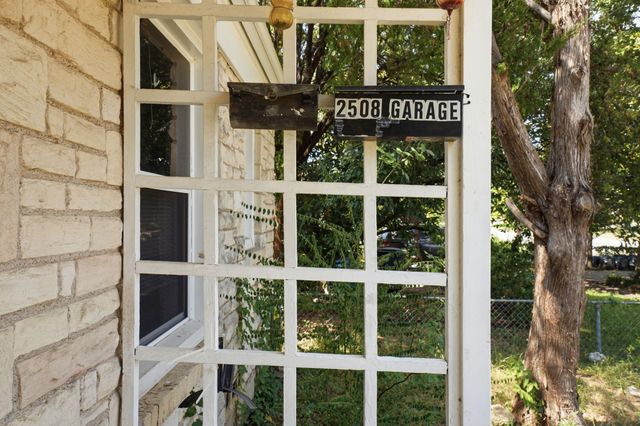 2508 Roanoke Avenue, Dallas, TX 75235