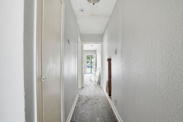 2508 Roanoke Avenue, Dallas, TX 75235