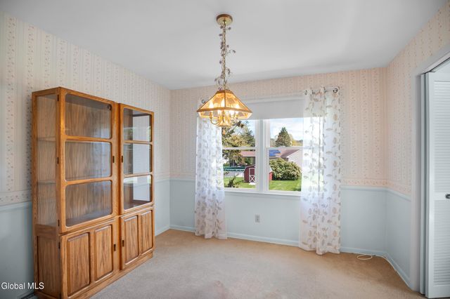 2 Dusenberry Road, Schaghticoke, NY 12182