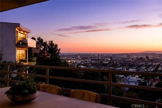 8448 Franklin, Los Angeles, CA 90069