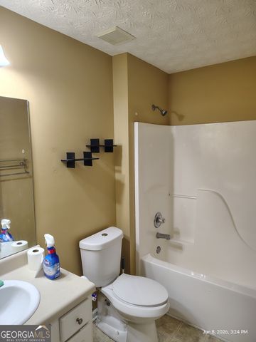 1359 River Club Drive NE, Conyers, GA 30012