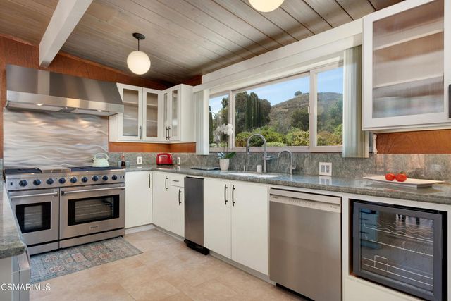 1509 Campbell Avenue, Thousand Oaks, CA 91360