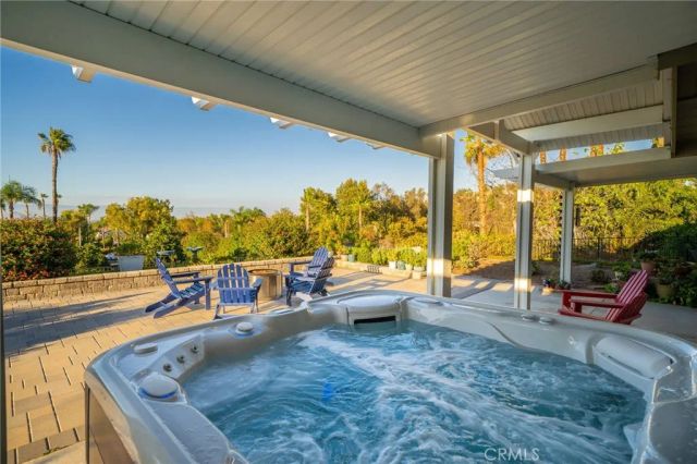 16401 Orangewind Lane, Riverside, CA 92503