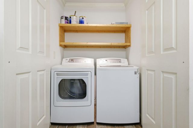 1320 Woodvine Drive, Houston, TX 77055