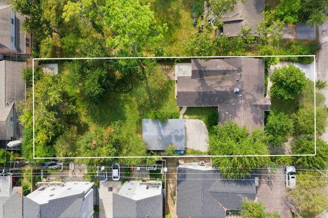 1320 Woodvine Drive, Houston, TX 77055