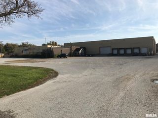 910 W 10TH Avenue # 1, Milan, IL 61264