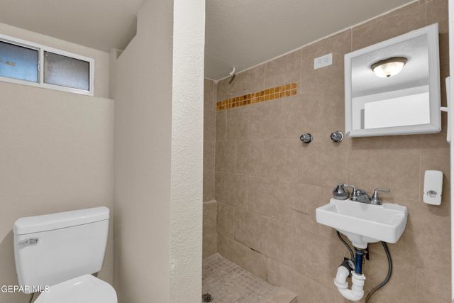 2315 PORTLAND Avenue, El Paso, TX 79930