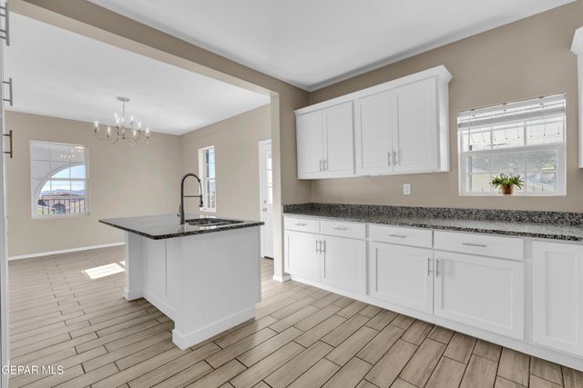 2315 PORTLAND Avenue, El Paso, TX 79930