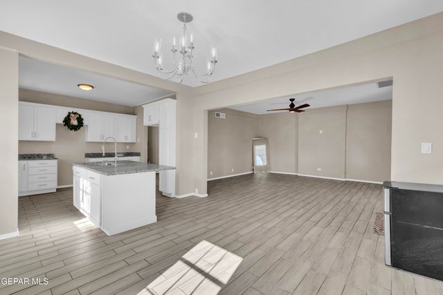 2315 PORTLAND Avenue, El Paso, TX 79930