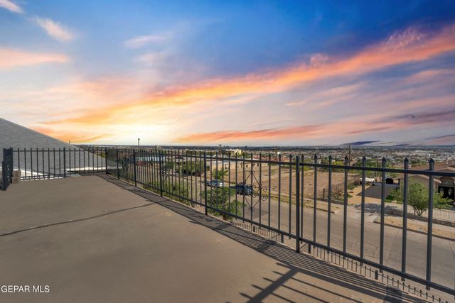 2315 PORTLAND Avenue, El Paso, TX 79930