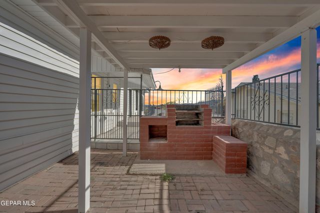 2315 PORTLAND Avenue, El Paso, TX 79930