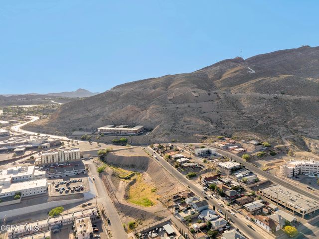 2315 PORTLAND Avenue, El Paso, TX 79930