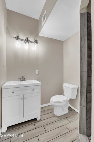 2315 PORTLAND Avenue, El Paso, TX 79930