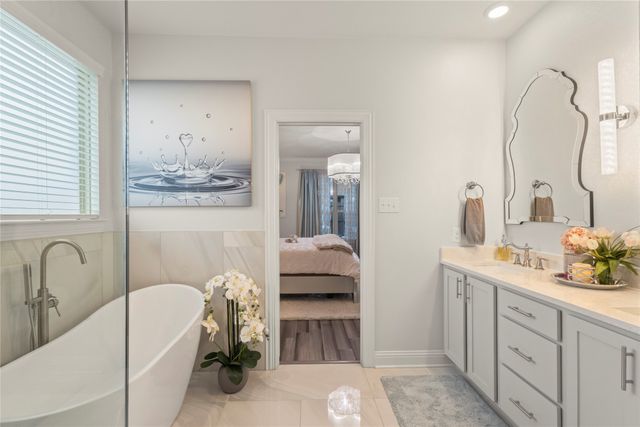 2816 Permian Road, Aubrey, TX 76227