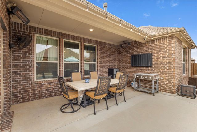 2816 Permian Road, Aubrey, TX 76227