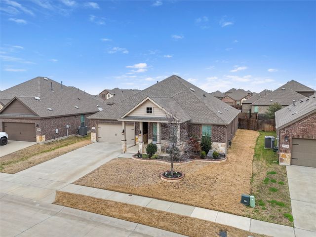 2816 Permian Road, Aubrey, TX 76227
