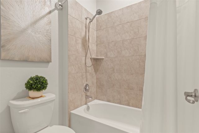 2816 Permian Road, Aubrey, TX 76227