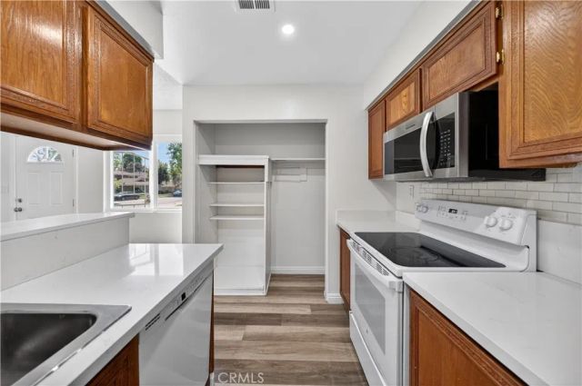 2944 Winfield, La Verne, CA 91750