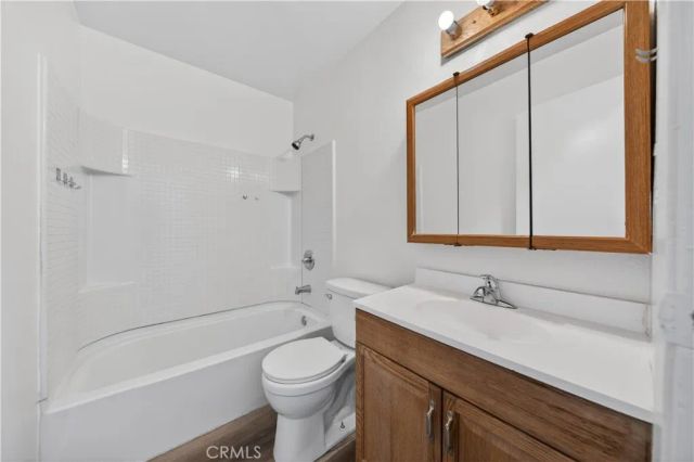 2944 Winfield, La Verne, CA 91750