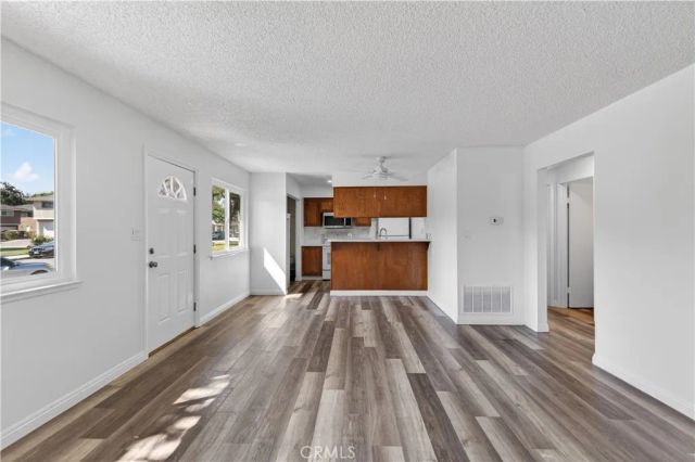 2944 Winfield, La Verne, CA 91750