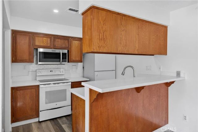 2944 Winfield, La Verne, CA 91750