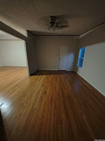 22704 Savannah, Von Ormy, TX 78073