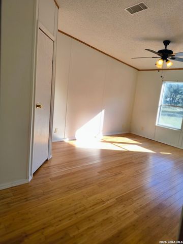 22704 Savannah, Von Ormy, TX 78073