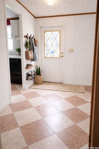 22704 Savannah, Von Ormy, TX 78073